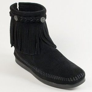 Minnetetonka suede fringe concho booties